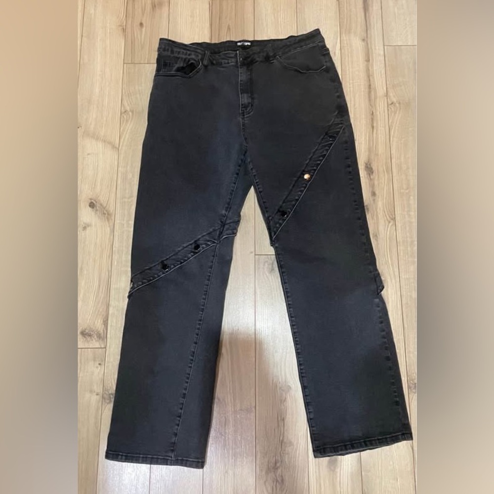 Hot Topic Black Thigh Buttons Wide Leg Jeans